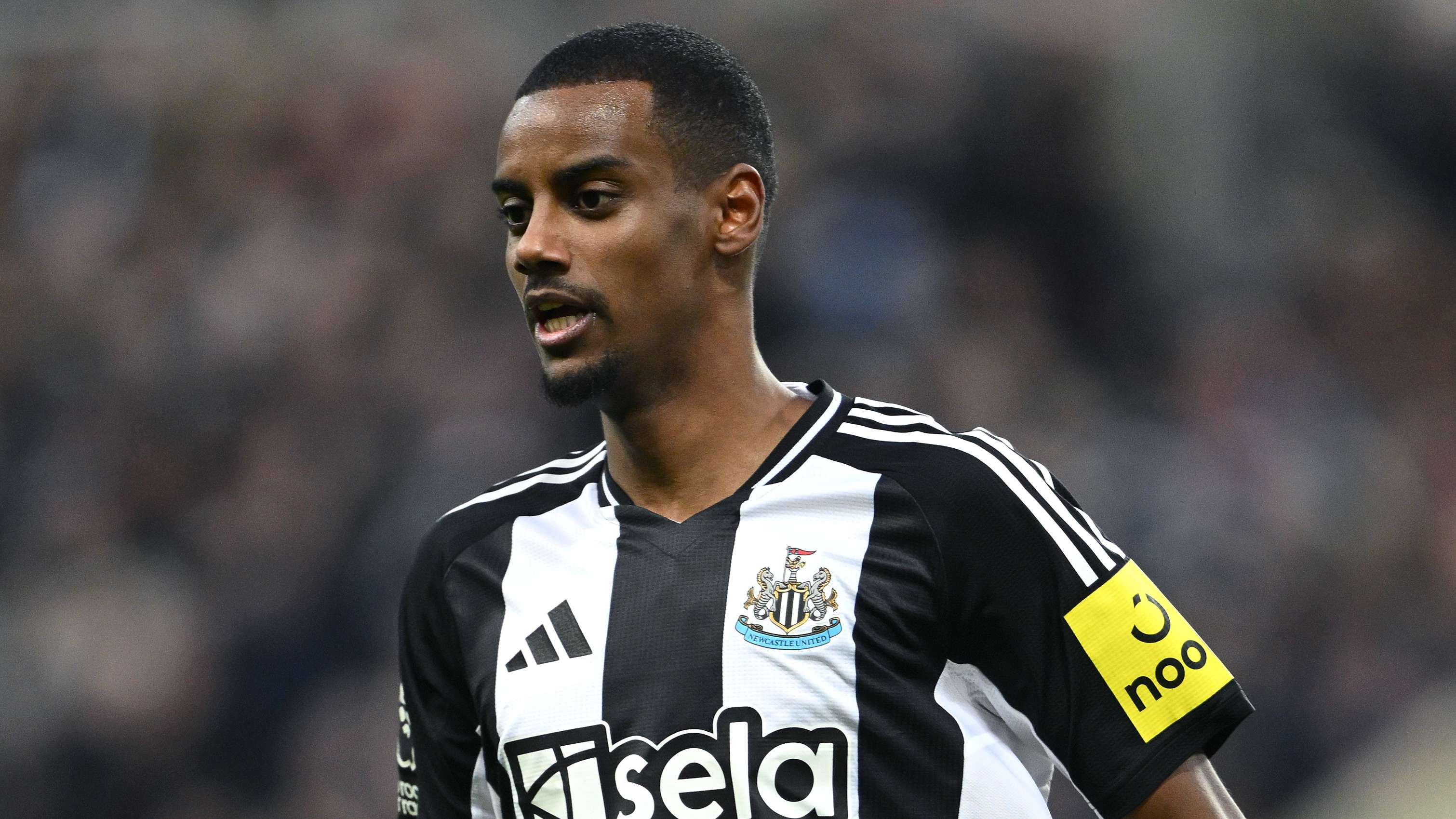 莫耶斯坦言安菲尔德未赢球令人遗憾 期待今后为胜利而战